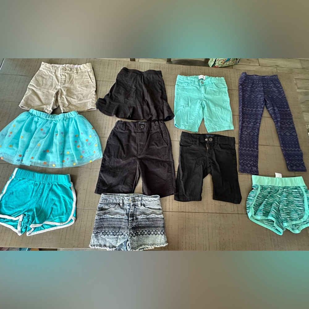 bundle of Girl clothes size 5T (41 pieces) - Picture 12 of 14